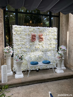 Inchiriez aranjament floral,panou floral pentru nunta,botez,zi nastere