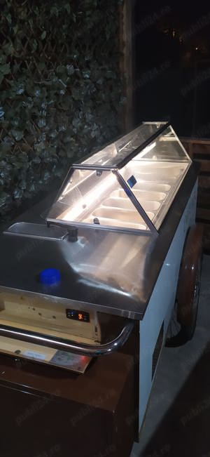 Vitrina inghetata tip carucior - imagine 2