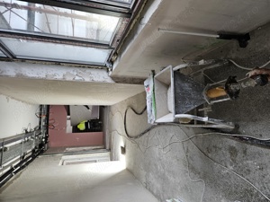 Zugrav  vinarom, 4 ei mp cu pompa airless  - imagine 4