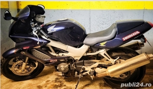 vand honda vtr 1000f   - imagine 2