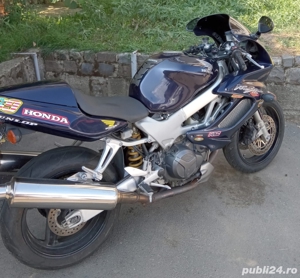 vand honda vtr 1000f   - imagine 4