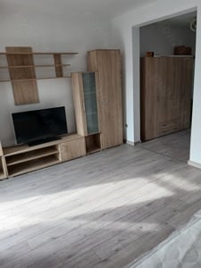 Închiriez apartament 1 cam - imagine 6