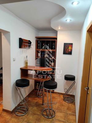 Apartament cu 3 camere, decomandat,centrala proprie,Spitalul Judetean - imagine 7