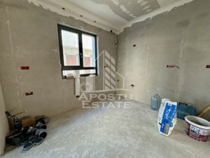 Duplex cu 5 camere, despartit prin camera tehnica, finisaje la alegere - imagine 5