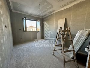 Duplex cu 5 camere, despartit prin camera tehnica, finisaje la alegere - imagine 19