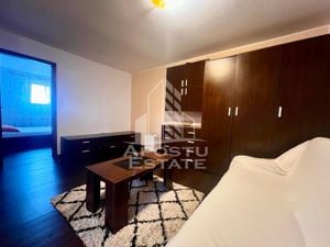 Apartament cu 2 camere, centrala proprie, loc de parcare, zona Olimpia