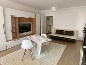 Inchiriez apartament 2 camere tip studio 