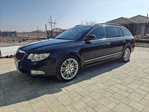 Skoda Superb Elegance 2012 