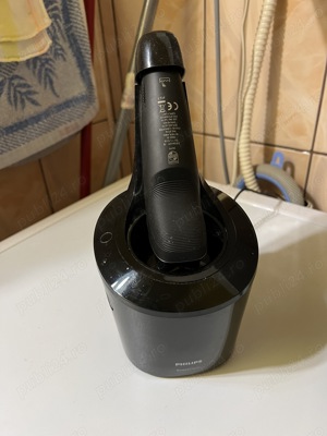 Aparat de ras electric Philips