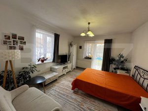 Casă ideală cu 5 camere, 1514 mp teren, în centrul orașului Sebes