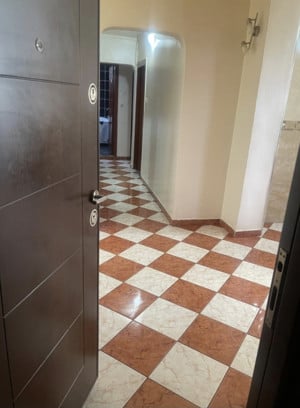 Apartament 3 camere 1/8, centrala, anvelopat, Rahova, Buzoieni. - imagine 4