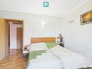 Vilă cu 7 camere, zona Aradului - imagine 8