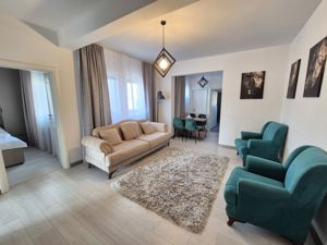 Apartament cu 3 camere - Unirii