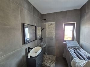 Apartament cu 3 camere - Unirii - imagine 12