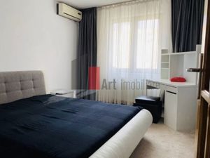 APARTAMENT DE 4 CAMERE  BARCA - imagine 6