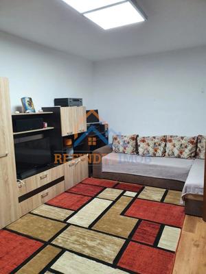 Apartament 2 camere de vanzare Baicului - Piata Delfinului - imagine 1