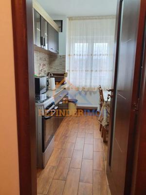 Apartament 2 camere de vanzare Baicului - Piata Delfinului - imagine 3