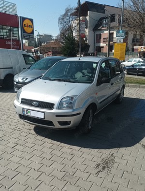 Ford Fusion  doar 46500 km inmatriculat  stare impecabila