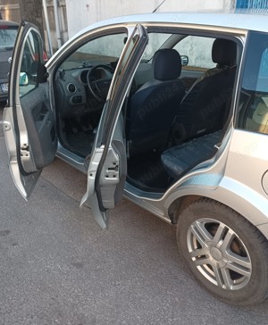 Ford Fusion  doar 47.500 km inmatriculat  stare impecabila - imagine 7