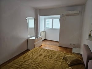 inchiriere 2 camere Pta Victoriei - 9 din 11 - decomandat, mobilat, 700 Euro contract ANAF - imagine 9