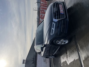 Vând Audi q5 2018