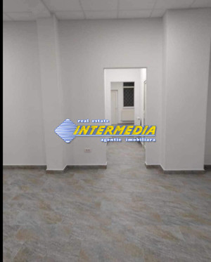 Spatiu Comercial finisat si renovat 80 mp inchiriere Alba Iulia Sub Stadion - imagine 3
