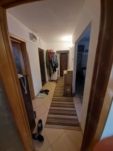 Închiriez apartament cu 3 camere  - imagine 9