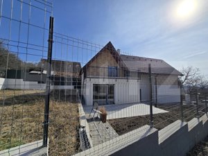 Casă de vânzare, 4 camere, 202 mp, Lângă Pădure - imagine 6
