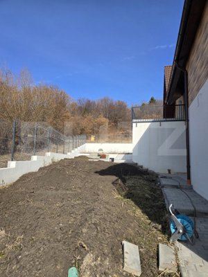 Casă de vânzare, 4 camere, 202 mp, Lângă Pădure - imagine 8