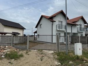 Duplex Modern Semi Mobilat în Moșnița Nouă   0% Comision! - imagine 2