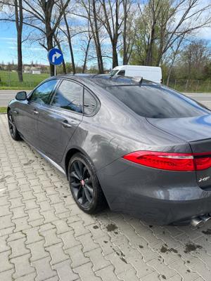 Jaguar XF 20d RWD R-Sport - imagine 4