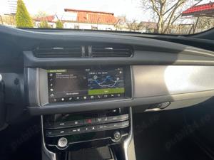 Jaguar XF 20d RWD R-Sport - imagine 8