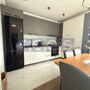 APARTAMENT 4 CAMERE ZONA SISEȘTI - imagine 2