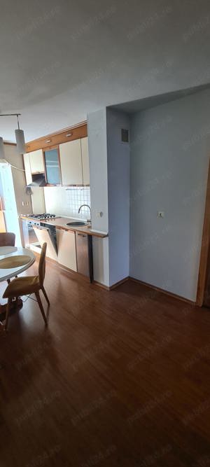 Inchiriez apartament 3 camere BACAU ZONA CENTRALA - imagine 12