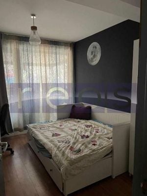 APARTAMENT 4 CAMERE | | ZONA CENTRALĂ - imagine 6