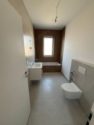 3 camere cu gradina proprie. 2 locuri de parcare. Calea Urseni. - imagine 7