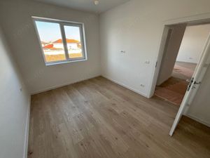 3 camere cu gradina proprie. 2 locuri de parcare. Calea Urseni. - imagine 4