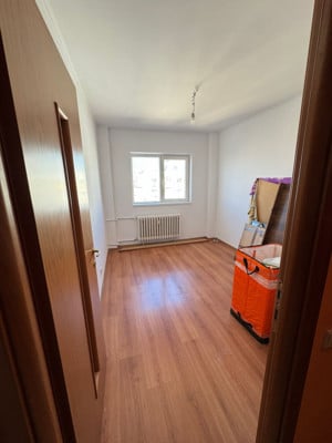 Apartament de 4 camere 1986-Rahova - imagine 6