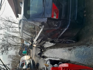 Dezmembrez BMW X3 - imagine 4