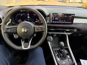 Alfa Romeo Tonale eQ4 280CP PHEV eAWD Veloce Cul 756 Blu Misano AutoSiena - imagine 14