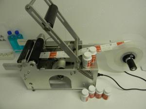 Masina etichetare semiautomata