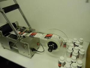 Masina etichetat - imagine 2