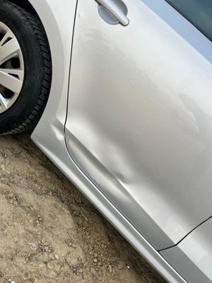 Vand urgent Volkswagen Jetta 1.6 motorina 2014 - 4000 euro - imagine 9