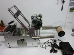 Masina etichetare cu imprimare data