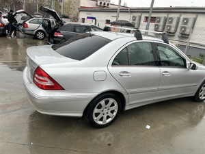 Mercedes c class w203 2.2 cdi facelift - imagine 8