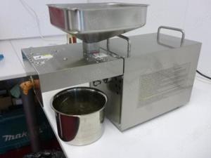 Presa de ulei la rece