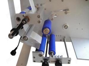 Masina etichetare sticle cilindrice - imagine 2