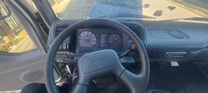 Autoutilitara n2 ISUZU NPQR75  - imagine 2 Autoutilitara n2 ISUZU NPQR75  - imagine 2