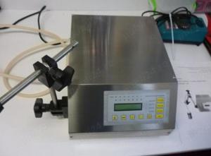 Masina imbuteliere automata ulei