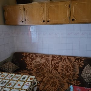 Vând apartament 2 camere , zona Dâmbovița  - imagine 2